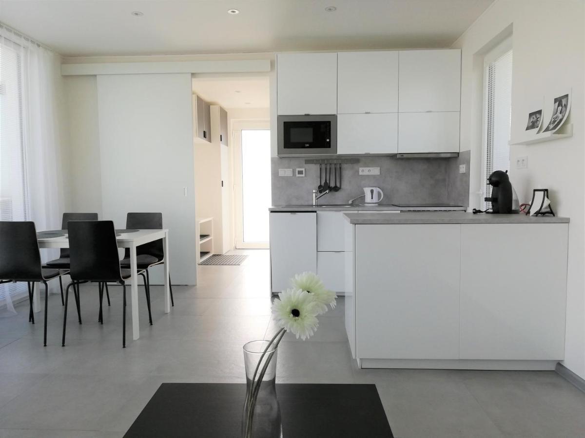 Apartman Policka Holiday home